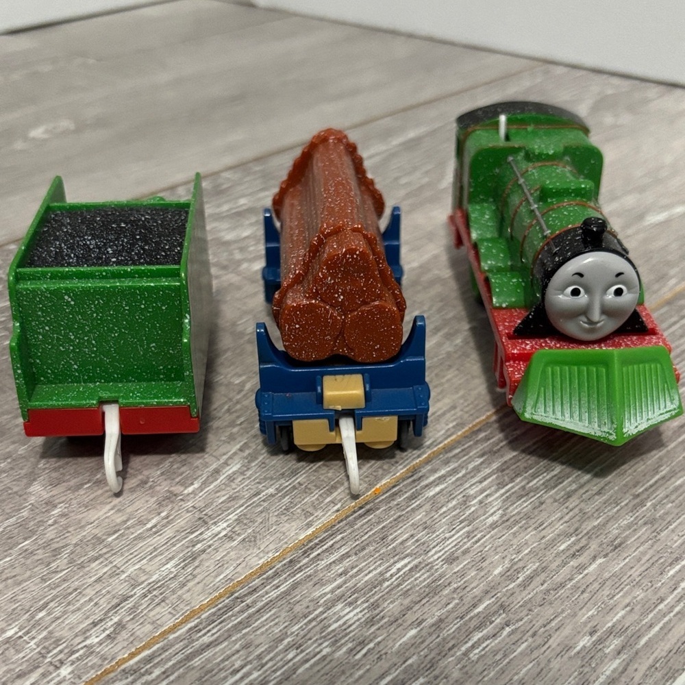 Snow Clearing Henry and Original Tenders - WORKS! Thomas & Friends - Picture 7 of 11